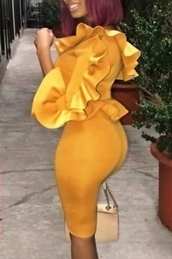  Sexy Skew Collar Stereo Lace Yellow Cotton Blend Knee Length Dress