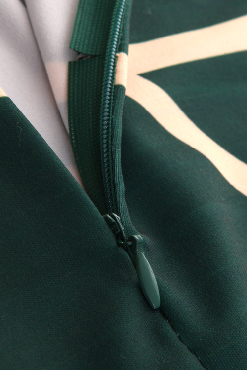  Sexy Spaghetti Strap Sleeveless Striped Printed Green Polyester Sheath Knee Length Dress