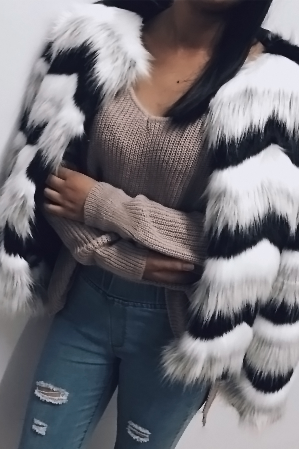  Euramerican Round Neck Ruched Faux Fur Coat