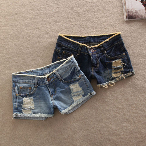 2019 Hot sale Top quality new Women's fashion sexy Denim Casual pockets Hole Burr jeans lady short pants low waist Girl shorts