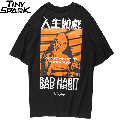 2019 Men Hip Hop T Shirt Smoking Sister Picture Retro T-Shirt Streetwear Harajuku Tshirt Oversized Summer Black Tops Tees Cotton