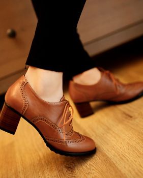 Fashion Round Toe Chunky Mid Heel Lace Up Ankle Brown PU Cavalier Boots