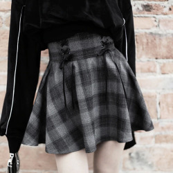 2018 New Gothic Autumn Winter Gray Plaid Skirts Shorts Women'S Pleated Skirt Short Punk Girl'S Skirt Short  A-Line Mini Skirt