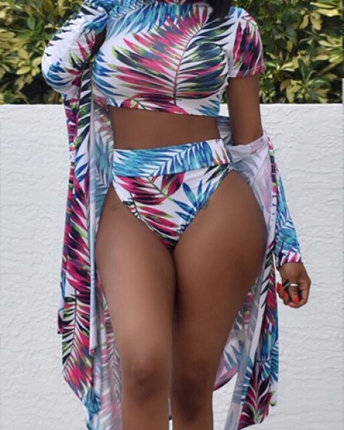 Euramerican Round Neck Printed Polyester Two-piece Swimwear(With Coat) Euramerican Round Neck Printed Polyester Two-piece Swimwear(With Coat)