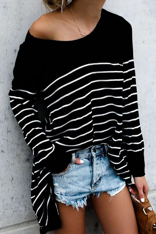  Leisure Round Neck Striped Black Blending T-shirt