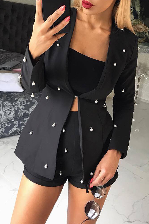  Stylish V Neck Pearl Decoration Black Knitting Two-piece Shorts Set
